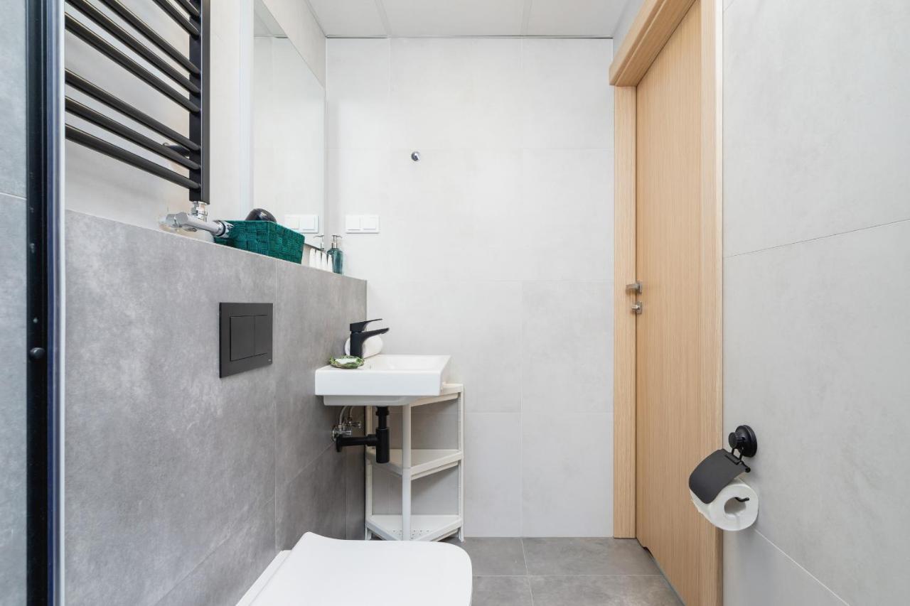 Cozy Studio Apartments Sauna & Ac Krakow By Noclegi Renters Exterior foto